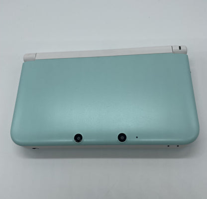 Nintendo 3DS XL Mint