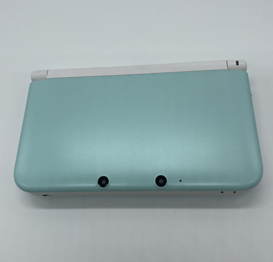 Nintendo 3DS XL Mint